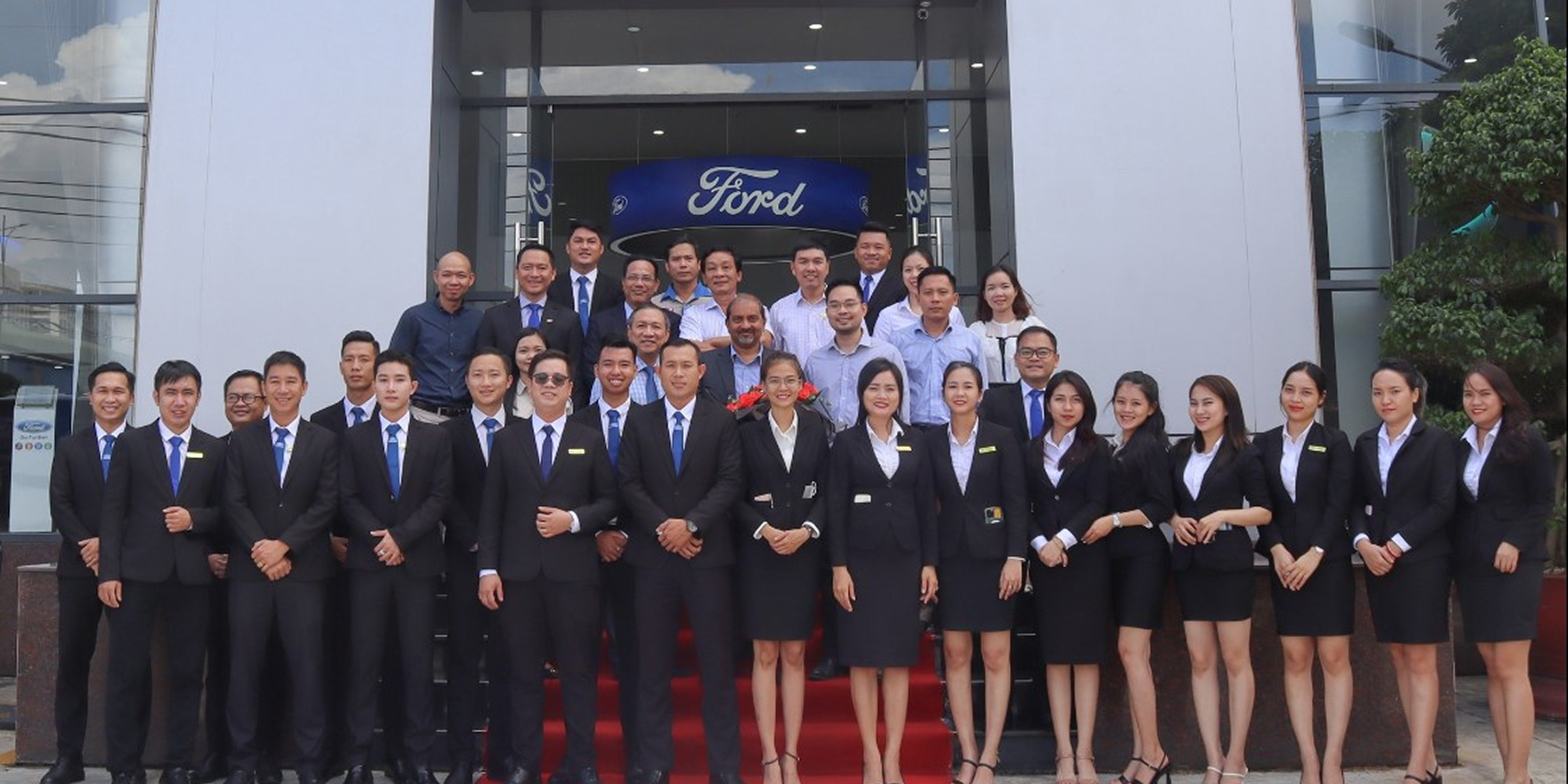 Showroom Đồng Nai Ford