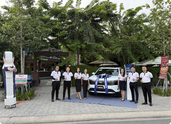 Lễ Bàn Giao Xe Mới Cho Khách Hàng